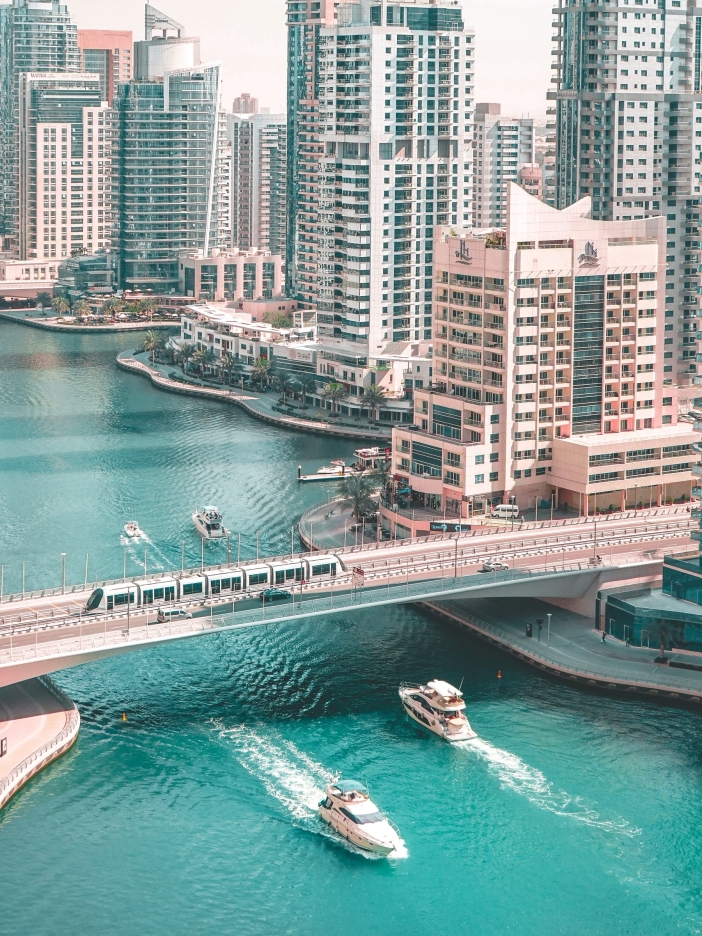 ling-tang-2YEuO2XTiNw-unsplash-min